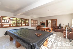 Casa à venda com 267m², 3 dormitórios, 1 suíte, 1 vaga, no bairro Sétimo Céu em Porto Alegre