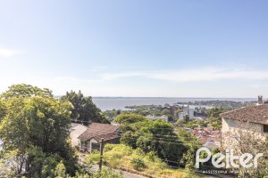 Casa à venda com 267m², 3 dormitórios, 1 suíte, 1 vaga, no bairro Sétimo Céu em Porto Alegre