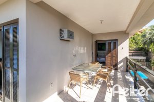 Casa à venda com 267m², 3 dormitórios, 1 suíte, 1 vaga, no bairro Sétimo Céu em Porto Alegre