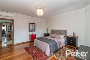 Casa em Condomínio à venda com 186m², 3 dormitórios, 1 suíte, 2 vagas, no bairro Hípica em Porto Alegre