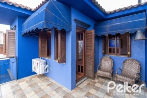 Casa em Condomínio à venda com 186m², 3 dormitórios, 1 suíte, 2 vagas, no bairro Hípica em Porto Alegre