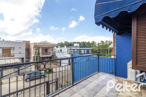 Casa em Condomínio à venda com 186m², 3 dormitórios, 1 suíte, 2 vagas, no bairro Hípica em Porto Alegre