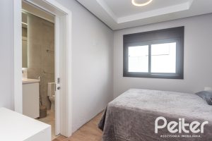 Casa em Condomínio à venda com 303m², 4 dormitórios, 4 suítes, 4 vagas, no bairro Alphaville em PORTO ALEGRE