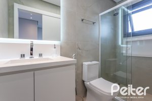 Casa em Condomínio à venda com 303m², 4 dormitórios, 4 suítes, 4 vagas, no bairro Alphaville em PORTO ALEGRE