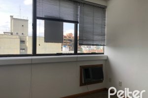 Comercial à venda com 24m², no bairro Menino Deus em Porto Alegre