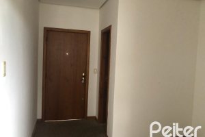 Comercial à venda com 24m², no bairro Menino Deus em Porto Alegre