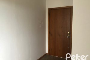 Comercial à venda com 24m², no bairro Menino Deus em Porto Alegre