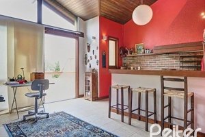 Casa em Condomínio à venda com 338m², 3 dormitórios, 1 suíte, 2 vagas, no bairro Tristeza em PORTO ALEGRE