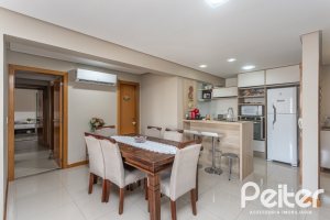 Apartamento à venda com 102m², 3 dormitórios, 1 suíte, 2 vagas, no bairro Tristeza em PORTO ALEGRE