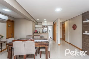Apartamento à venda com 102m², 3 dormitórios, 1 suíte, 2 vagas, no bairro Tristeza em PORTO ALEGRE