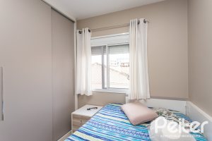 Apartamento à venda com 102m², 3 dormitórios, 1 suíte, 2 vagas, no bairro Tristeza em PORTO ALEGRE