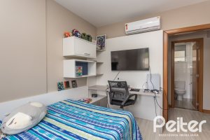Apartamento à venda com 102m², 3 dormitórios, 1 suíte, 2 vagas, no bairro Tristeza em PORTO ALEGRE