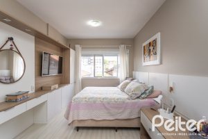 Apartamento à venda com 102m², 3 dormitórios, 1 suíte, 2 vagas, no bairro Tristeza em PORTO ALEGRE