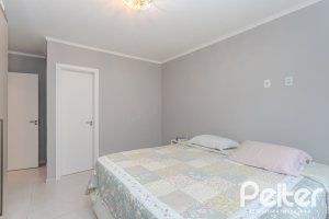 Casa à venda com 155m², 3 dormitórios, 3 suítes, 2 vagas, no bairro Espírito Santo em Porto Alegre