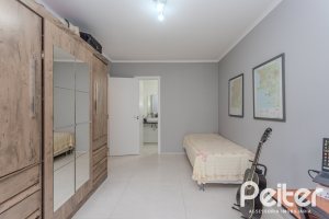 Casa à venda com 155m², 3 dormitórios, 3 suítes, 2 vagas, no bairro Espírito Santo em Porto Alegre