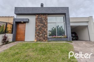 Casa à venda com 155m², 3 dormitórios, 3 suítes, 2 vagas, no bairro Espírito Santo em Porto Alegre