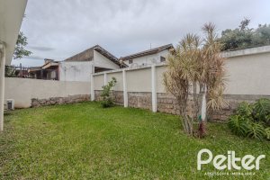 Casa à venda com 155m², 3 dormitórios, 3 suítes, 2 vagas, no bairro Espírito Santo em Porto Alegre