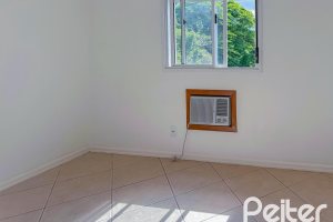 Apartamento à venda com 55m², 2 dormitórios, 1 vaga, no bairro Cristal em Porto Alegre