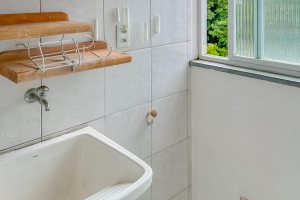 Apartamento à venda com 55m², 2 dormitórios, 1 vaga, no bairro Cristal em Porto Alegre