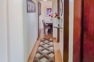 Apartamento à venda com 59m², 2 dormitórios, 1 vaga, no bairro Cristal em Porto Alegre