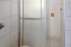 Apartamento à venda com 61m², 2 dormitórios, 1 vaga, no bairro Cristal em Porto Alegre