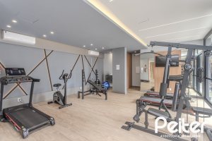 Apartamento à venda com 82m², 3 dormitórios, 1 suíte, 2 vagas, no bairro Tristeza em Porto Alegre