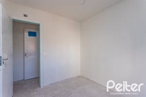 Apartamento à venda com 82m², 3 dormitórios, 1 suíte, 2 vagas, no bairro Tristeza em Porto Alegre