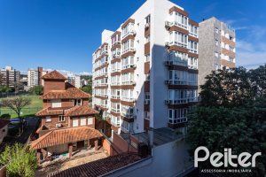 Apartamento à venda com 82m², 3 dormitórios, 1 suíte, 2 vagas, no bairro Tristeza em Porto Alegre