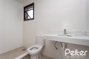 Apartamento à venda com 82m², 3 dormitórios, 1 suíte, 2 vagas, no bairro Tristeza em Porto Alegre