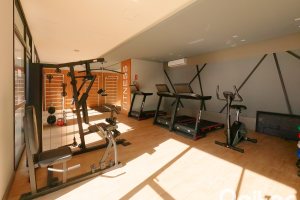 Apartamento à venda com 82m², 3 dormitórios, 1 suíte, 2 vagas, no bairro Tristeza em Porto Alegre