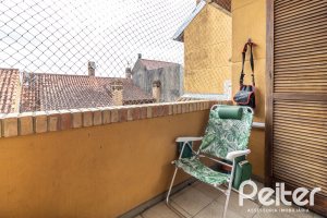 Casa em Condomínio à venda com 210m², 4 dormitórios, 1 suíte, 2 vagas, no bairro Jardim Isabel em Porto Alegre