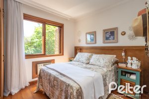 Apartamento à venda com 85m², 3 dormitórios, 1 suíte, 2 vagas, no bairro Ipanema em Porto Alegre