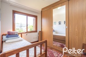 Apartamento à venda com 85m², 3 dormitórios, 1 suíte, 2 vagas, no bairro Ipanema em Porto Alegre