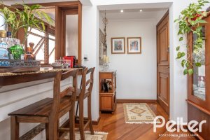 Apartamento à venda com 85m², 3 dormitórios, 1 suíte, 2 vagas, no bairro Ipanema em Porto Alegre