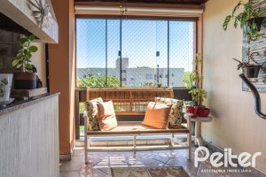 Apartamento à venda com 85m², 3 dormitórios, 1 suíte, 2 vagas, no bairro Ipanema em Porto Alegre