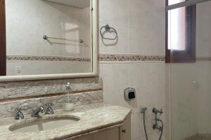 Apartamento à venda com 116m², 3 dormitórios, 1 suíte, 2 vagas, no bairro Tristeza em PORTO ALEGRE