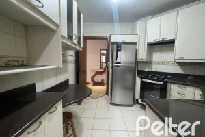 Apartamento à venda com 116m², 3 dormitórios, 1 suíte, 2 vagas, no bairro Tristeza em PORTO ALEGRE