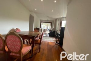 Apartamento à venda com 116m², 3 dormitórios, 1 suíte, 2 vagas, no bairro Tristeza em PORTO ALEGRE