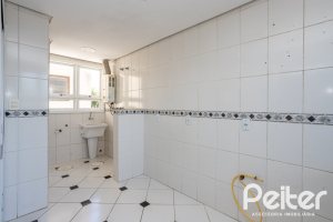 Apartamento à venda com 85m², 2 dormitórios, 1 suíte, 1 vaga, no bairro Ipanema em Porto Alegre