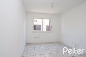 Apartamento à venda com 85m², 2 dormitórios, 1 suíte, 1 vaga, no bairro Ipanema em Porto Alegre
