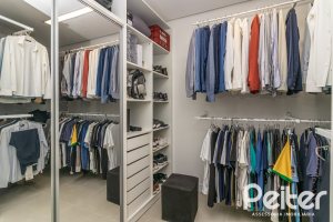 Casa em Condomínio à venda com 309m², 3 dormitórios, 2 suítes, 4 vagas, no bairro Alphaville em PORTO ALEGRE