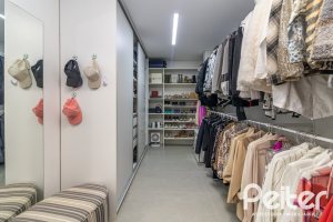 Casa em Condomínio à venda com 309m², 3 dormitórios, 2 suítes, 4 vagas, no bairro Alphaville em PORTO ALEGRE