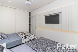 Casa em Condomínio à venda com 309m², 3 dormitórios, 2 suítes, 4 vagas, no bairro Alphaville em PORTO ALEGRE