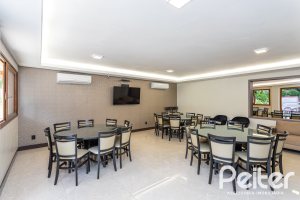 Apartamento à venda com 142m², 3 dormitórios, 1 suíte, 2 vagas, no bairro Ipanema em Porto Alegre