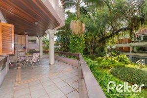 Apartamento à venda com 142m², 3 dormitórios, 1 suíte, 2 vagas, no bairro Ipanema em Porto Alegre