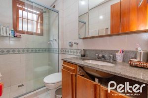 Apartamento à venda com 142m², 3 dormitórios, 1 suíte, 2 vagas, no bairro Ipanema em Porto Alegre