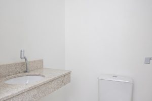 Apartamento à venda com 94m², 3 dormitórios, 1 suíte, 2 vagas, no bairro Ipanema em Porto Alegre