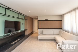 Apartamento à venda com 112m², 3 dormitórios, 3 suítes, 2 vagas, no bairro Cristal em Porto Alegre