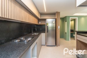 Apartamento à venda com 112m², 3 dormitórios, 3 suítes, 2 vagas, no bairro Cristal em Porto Alegre