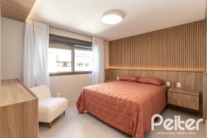 Apartamento à venda com 112m², 3 dormitórios, 3 suítes, 2 vagas, no bairro Cristal em Porto Alegre